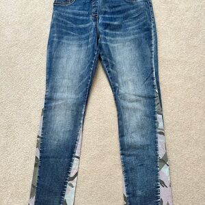 Coco + Carmen Blue Skinny Jeans with Faded Wash